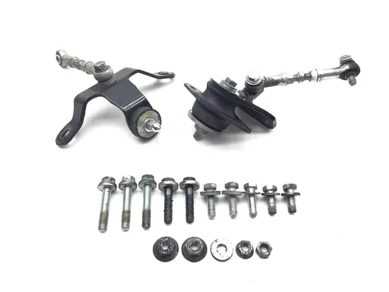 Engine Motor Mounts 2005 Harley-Davidson Road King Classic EFI FLHRCI 3124