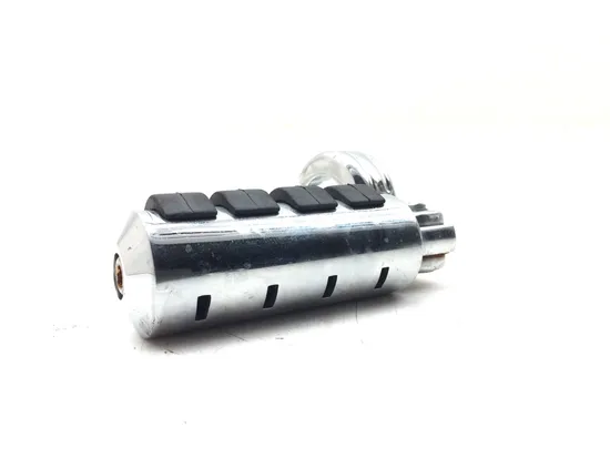 Highway Pegs Set 2005 Harley-Davidson Road King Classic EFI FLHRCI 3124