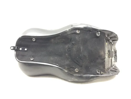 Le Pera Seat 2005 Harley-Davidson Road King Classic EFI FLHRCI 3124 x