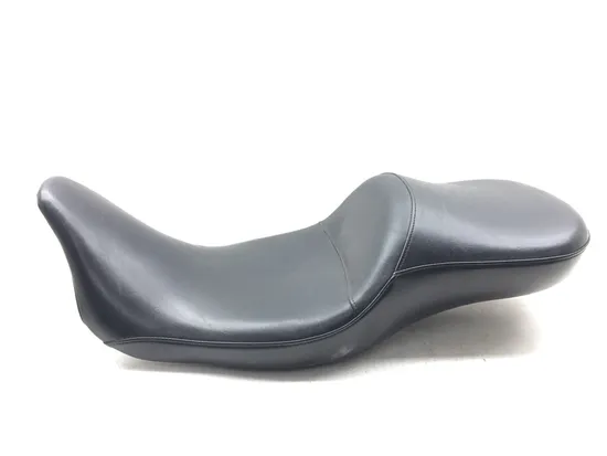 Le Pera Seat 2005 Harley-Davidson Road King Classic EFI FLHRCI 3124 x