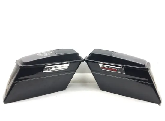 Saddlebags 2005 Harley-Davidson Road King Classic EFI FLHRCI 3124 x