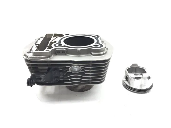 Engine Cylinder Jug W Piston Rear 2006 Honda VTX1300C 3212