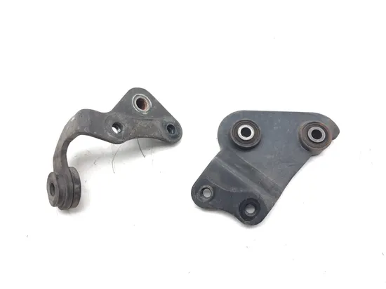 Engine Motor Mounts 2006 Honda VTX1300C 3212