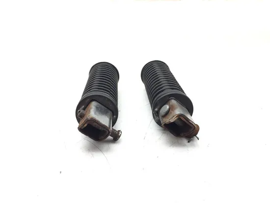 Left Right Set Passenger Peg Bracket 2006 Honda VTX1300C 3212 x