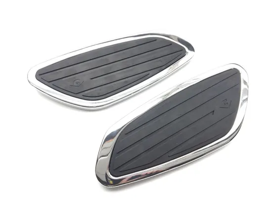 Cobra Chromed Steel Swept Front Driver Floorboard 06-4160