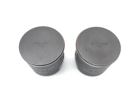 Wiseco Top End Piston Kit 82.5mm .5mm OB SK1406