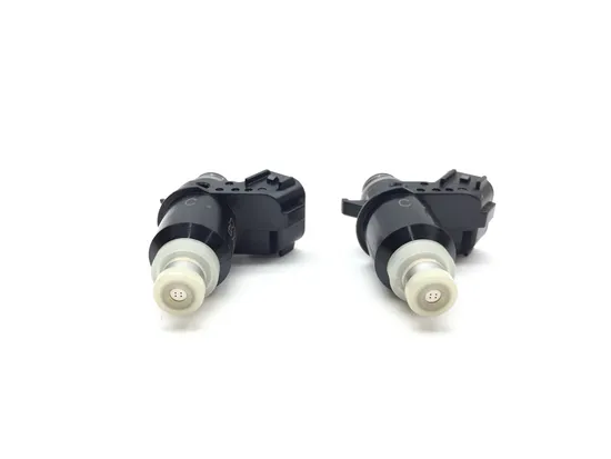 2 NOS Suzuki Fuel Injectors 15710-14G00 2005-2008 Bloulevard C50 M50