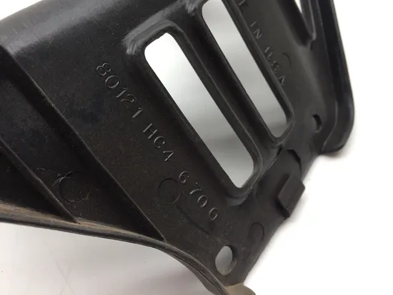 NOS Honda Right Heel Guard 80121-HC4-670ZA