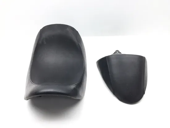 Seat 2002 Harley-Davidson V-Rod VRSCA 3232 x