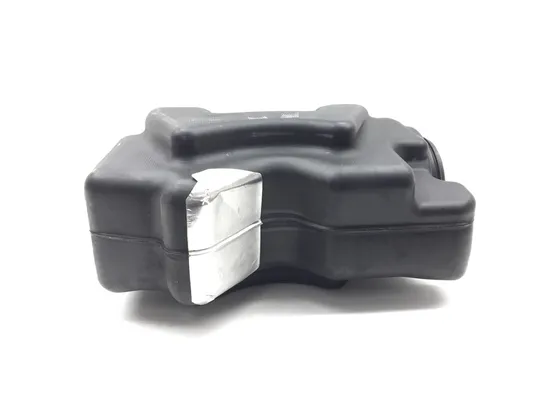 Gas Tank Fuel Petrol 2002 Harley-Davidson V-Rod VRSCA 3232