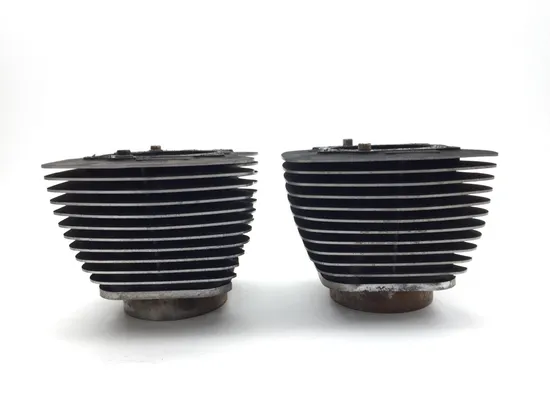 Front Rear Cylinder Jugs w Pistons 1999 Harley Road King EFI FLHRCI 3216 x