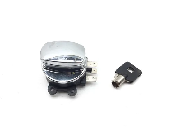 Ignition Key Switch 1999 Harley-Davidson Road King Classic EFI FLHRCI 3216 x