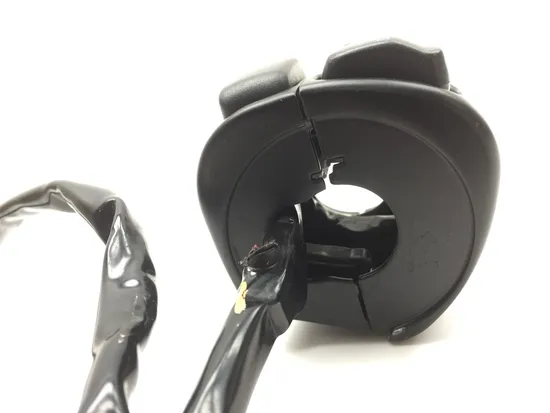 Left Headlight Bar Switch 2003 Harley-Davidson Sportster 883 Hugger XLH883 3236x