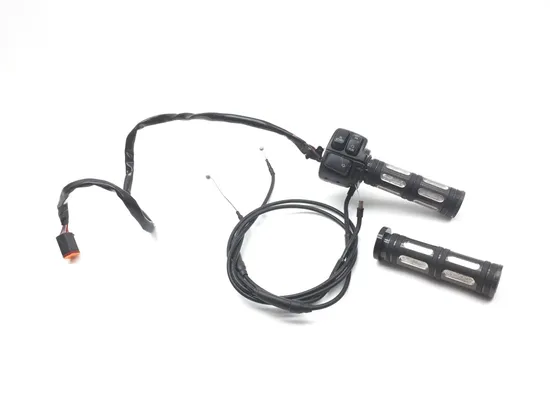 Right Control Switch 2003 Harley-Davidson Sportster 883 Hugger XLH883 3236 x 1