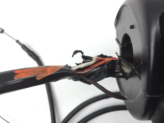 Right Control Switch 2003 Harley-Davidson Sportster 883 Hugger XLH883 3236 x 4