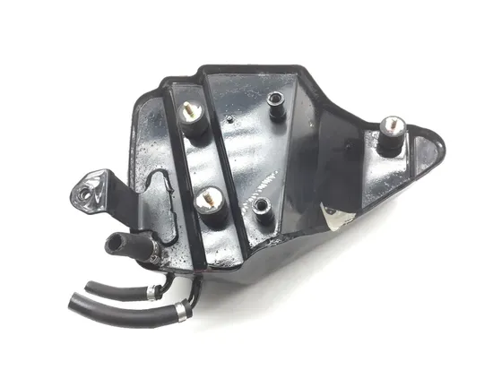 Engine Oil Tank 2003 Harley-Davidson Sportster 883 Hugger XLH883 3236 x