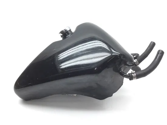 Engine Oil Tank 2003 Harley-Davidson Sportster 883 Hugger XLH883 3236 x