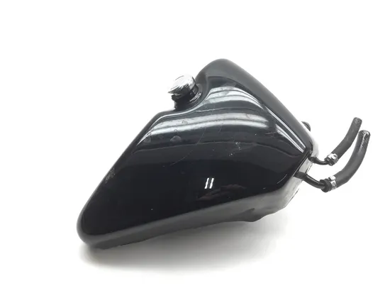 Engine Oil Tank 2003 Harley-Davidson Sportster 883 Hugger XLH883 3236 x 2