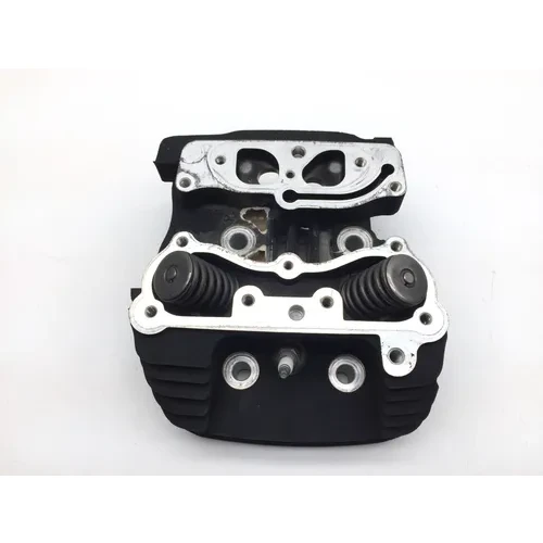 Engine Cylinder Head Complete Front 2004 Harley Road King Custom FLHRS 3220 x 6
