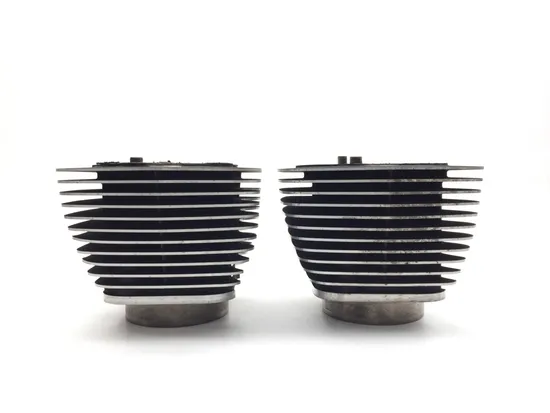 Front Rear Cylinder Jugs w Pistons 2004 Harley Road King Custom FLHRS 3220 5