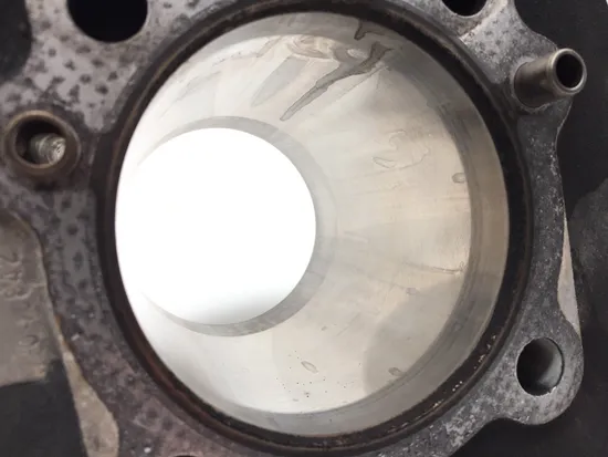 Front Rear Cylinder Jugs w Pistons 2004 Harley Road King Custom FLHRS 3220 9