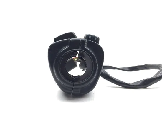 Left Headlight Bar Switch 2004 Harley-Davidson Road King Custom FLHRS 3220