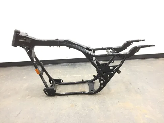 Main Frame Chassis 2004 Harley-Davidson Road King Custom FLHRS 3220 x