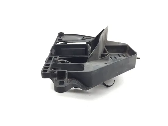 Main Engine Wiring Harness Bracket 2010 Harley-Davidson Street Glide FLHX 3221