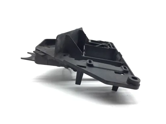 Main Engine Wiring Harness Bracket 2010 Harley-Davidson Street Glide FLHX 3221