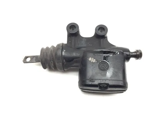 Rear Brake Master Cylinder 2010 Harley-Davidson Street Glide FLHX 3221