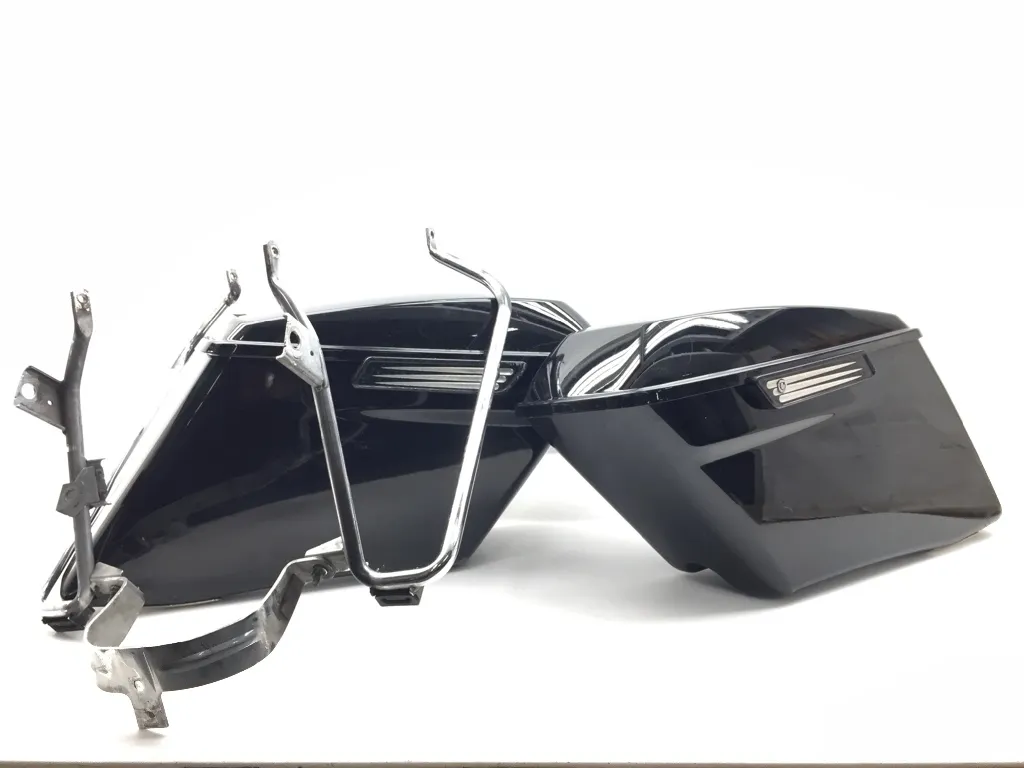 Saddlebags 2010 Harley-Davidson Street Glide FLHX 3221 x
