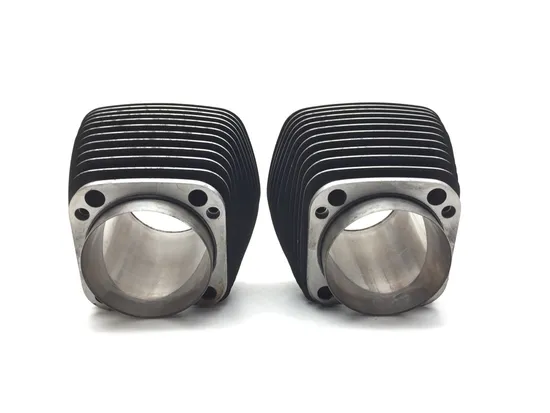 107ci Front Rear Cylinder Jugs w Pistons 2016 Harley Street Glide FLHX 3223 x