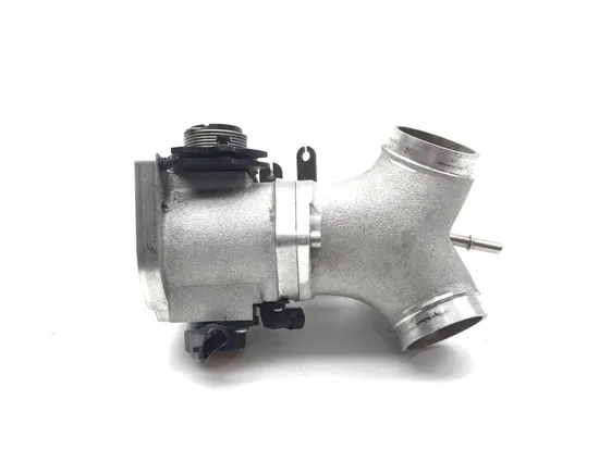 51mm HPI Throttle Body with Injectors 2016 Harley Street Glide FLHX 3223 x 7