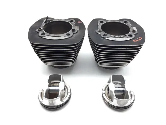 Front Rear Cylinder Jugs w Pistons 2005 Harley Electra Ultra Classic EFI 3219 x