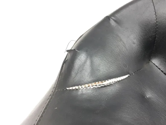 Seat W Driver Backrest 2005 Harley Electra Glide Ultra Classic EFI FLHTCUI 3219x