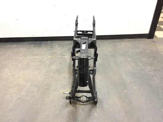 Main Frame Chassis 2005 Harley Electra Glide Ultra Classic EFI FLHTCUI 3219