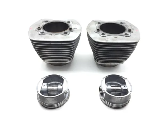 Front Rear Cylinder Jugs w Pistons 2002 Harley Dyna Super Glide FXD 3214