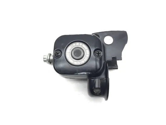 Front Brake Master Cylinder 2002 Harley-Davidson Dyna Super Glide FXD 3214 x 1