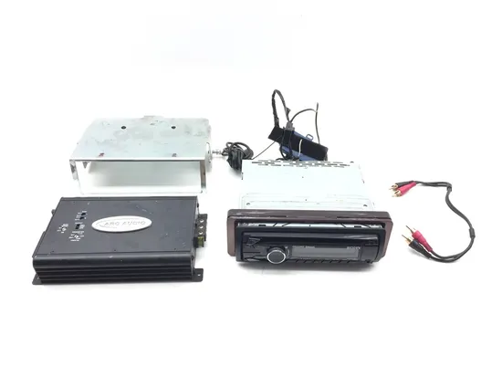 Sony Radio W Arc Audio Amp 2006 Harley Electra Glide Ultra Classic FLHTCUI 3239