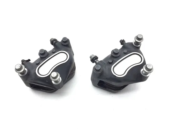 Left Right Front Brake Calipers Pads Set 2005 Harley Electra Ultra Classic EFI FLHTCUI 3219