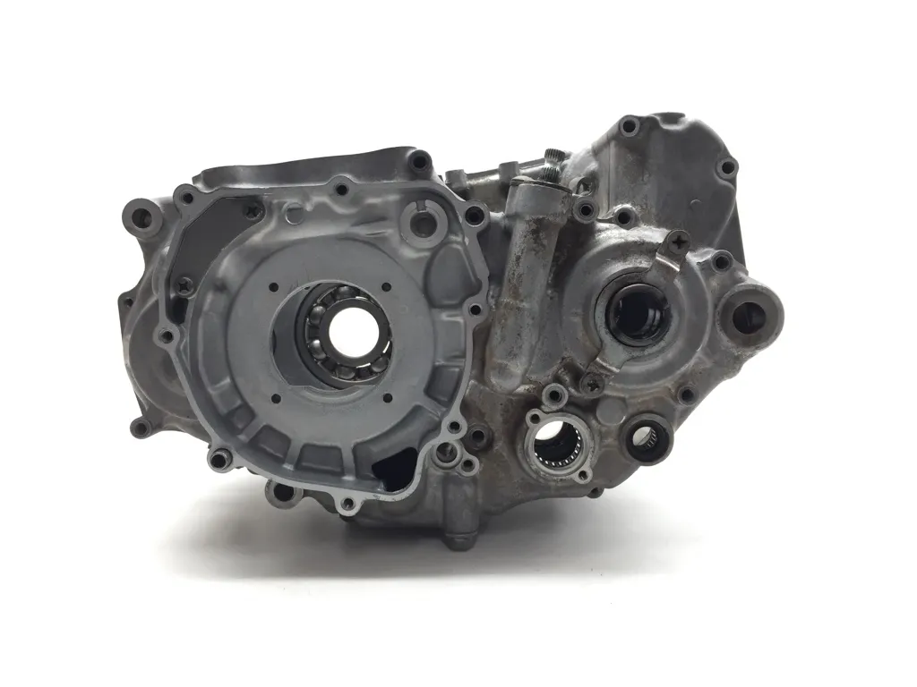 Engine Left Right Center Cases 2006 Suzuki DRZ400S 3218