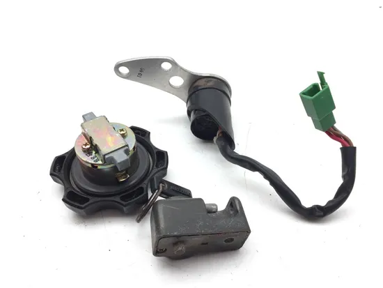 Lockset Ignition Trunk Tank Gas Cap Key 2006 Suzuki DRZ400S 3218