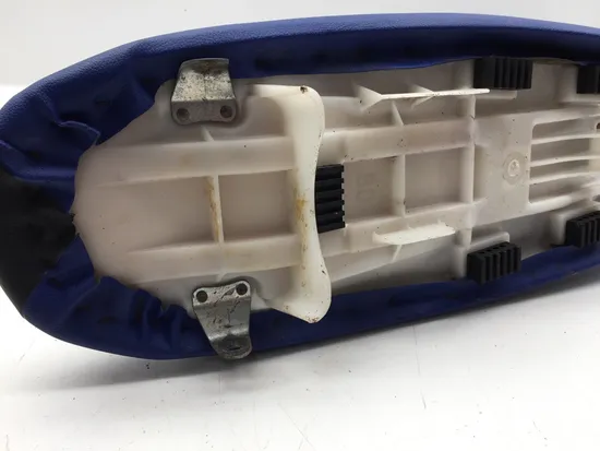 Seat 2006 Suzuki DRZ400S 3218