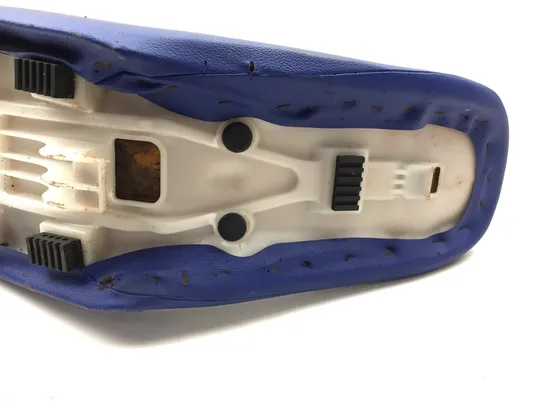 Seat 2006 Suzuki DRZ400S 3218