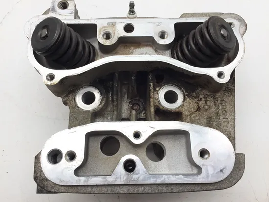 Engine Cylinder Head Complete Front 1995 Harley Electra Glide FLHT 3240 x 8