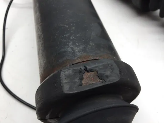 Rear Shocks Suspension 1995 Harley-Davidson Electra Glide FLHT 3240 x