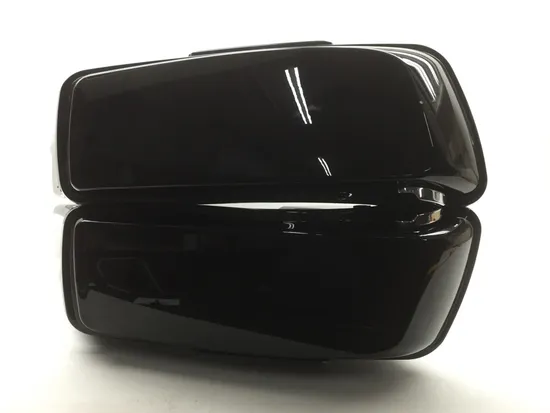 Saddlebags 1995 Harley-Davidson Electra Glide FLHT 3240