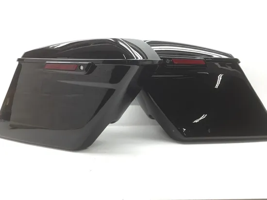 Saddlebags 1995 Harley-Davidson Electra Glide FLHT 3240