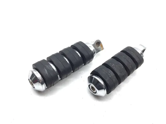 Left Right Set Passenger Peg Bracket 2008 Harley Sportster 1200 Low XL1200L 3222