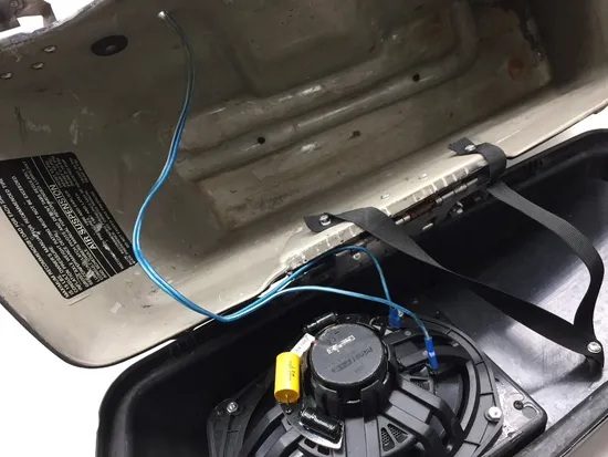 Saddlebags 2000 Harley-Davidson Electra Glide Classic EFI FLHTCI 3237 x